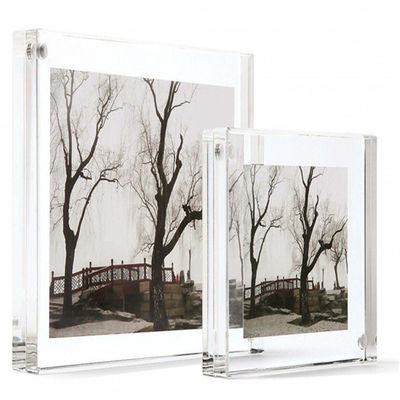 A foto acrílica magnética clara do perspex do quadro do cartaz molda o bloco acrílico
