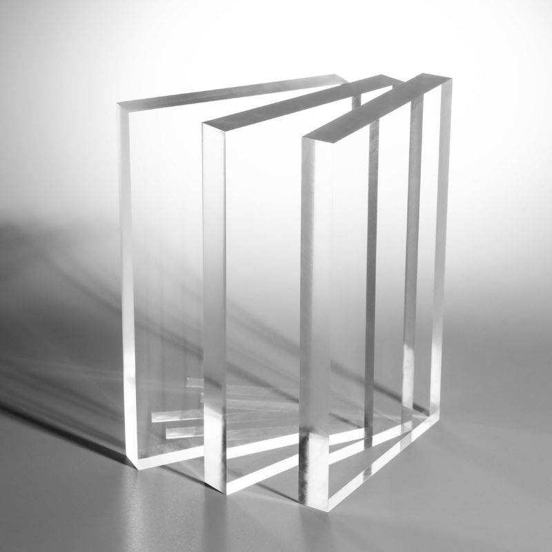 Impressão OLEG UV em folha acrílica cortada a laser